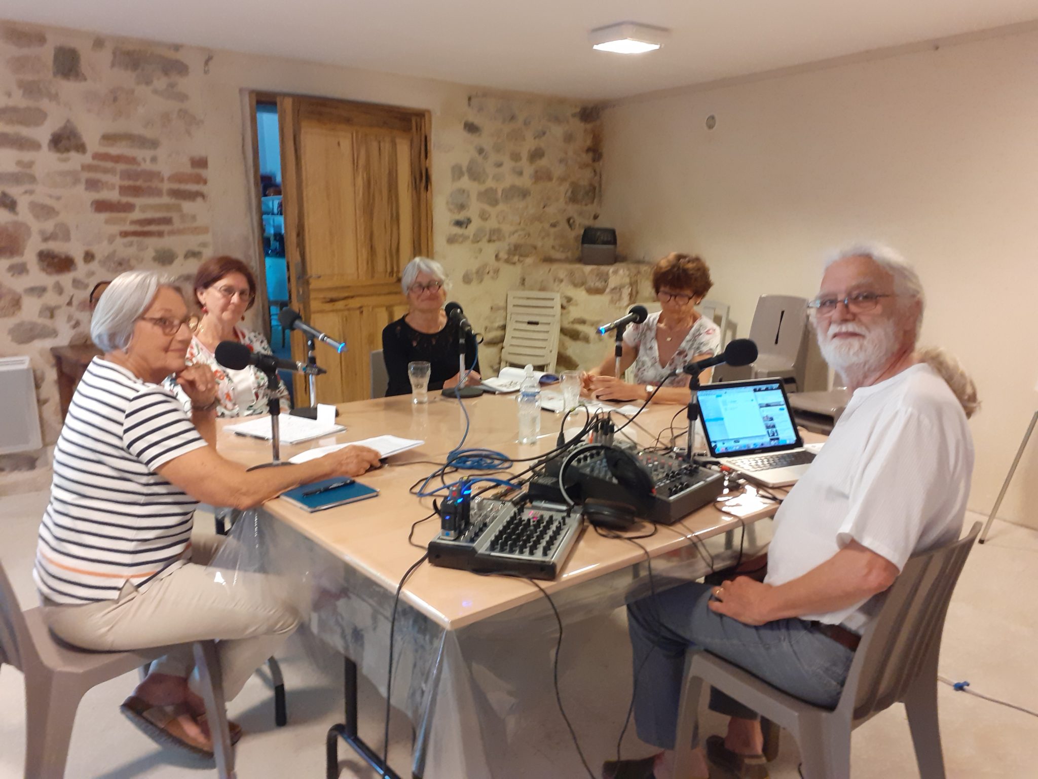 SANTÉ MENTALE : VIVONS ENSEMBLE AVEC NOS DIFFÉRENCES une émission avec RADIOLA